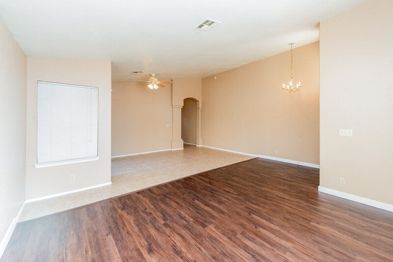 1,970/Mo, 1612 Rio Bravo Dr North Las Vegas, NV 89031 Family Room View 2