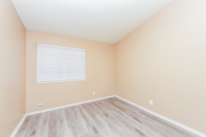 1,970/Mo, 1612 Rio Bravo Dr North Las Vegas, NV 89031 Bedroom View