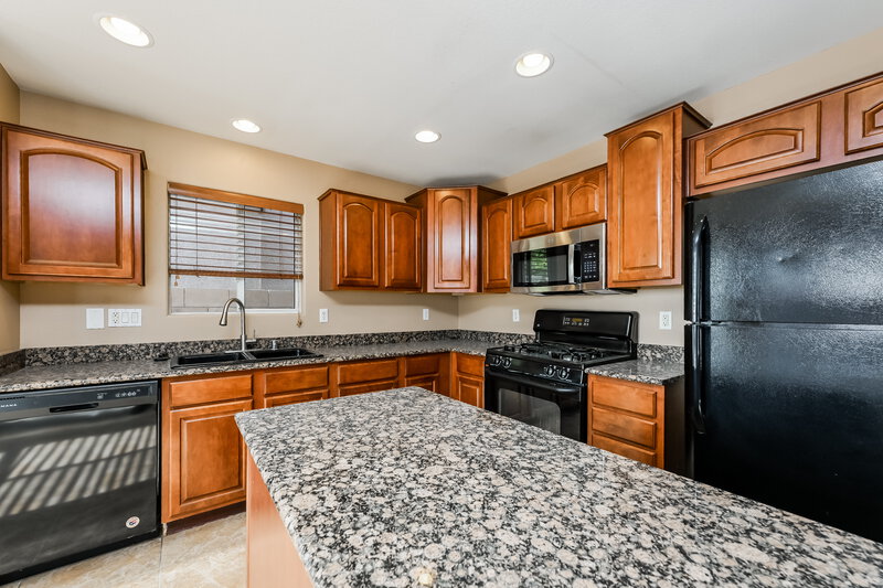 2,030/Mo, 7648 Lookout Hill St Las Vegas, NV 89149 Kitchen View