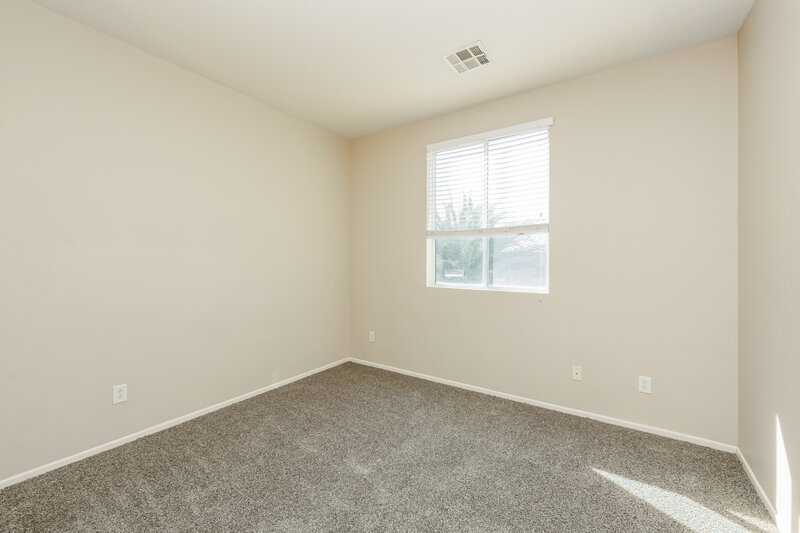 2,600/Mo, 9337 Hampstead Hills Ave Las Vegas, NV 89149 Bedroom View 3