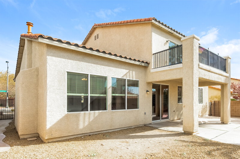 2,600/Mo, 9337 Hampstead Hills Ave Las Vegas, NV 89149 Rear View
