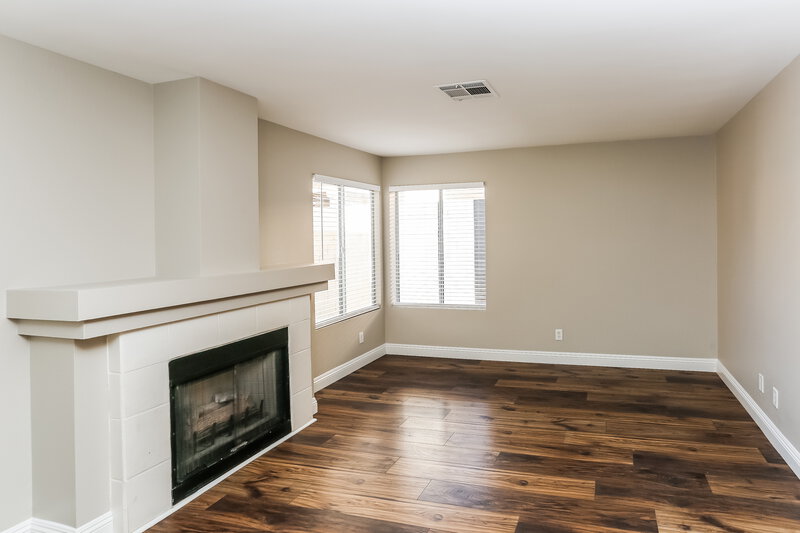 2,100/Mo, 4137 Glenfield Cir Las Vegas, NV 89129 Living Room View