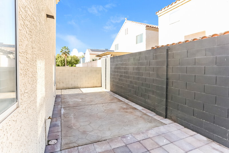 2,100/Mo, 4137 Glenfield Cir Las Vegas, NV 89129 Rear View