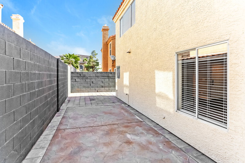 2,100/Mo, 4137 Glenfield Cir Las Vegas, NV 89129 Rear View 2