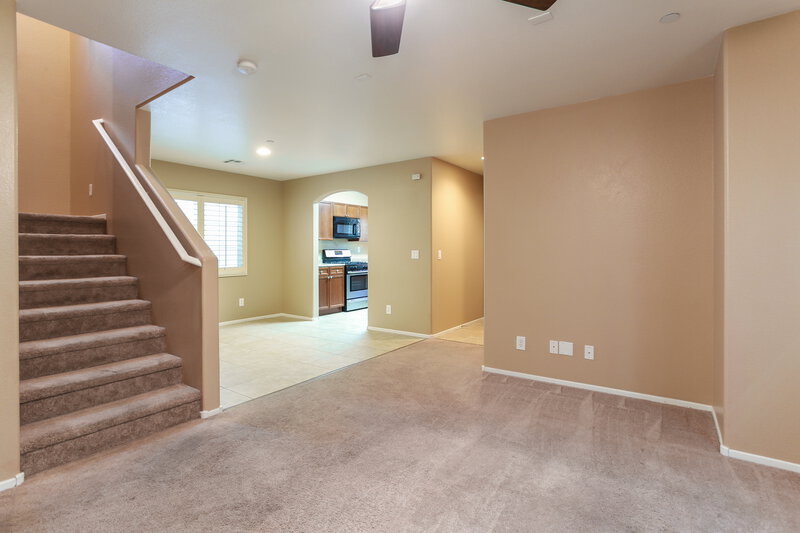 1,800/Mo, 9164 Decorative Ct Las Vegas, NV 89149 Living Room View 2
