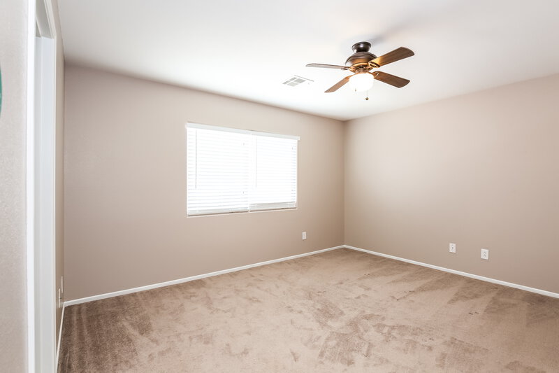 2,830/Mo, 9634 Toy Soldier St Las Vegas, NV 89178 masterbedroom View
