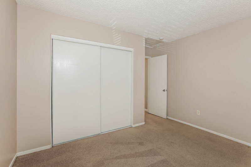 2,045/Mo, 4108 Compass Rose Way Las Vegas, NV 89108 Bedroom View 4
