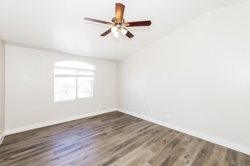 2,195/Mo, 1701 Klamath Falls Way Las Vegas, NV 89128 Main Bedroom View