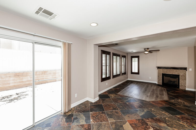 2,400/Mo, 2545 Wild Ambrosia Ave Henderson, NV 89074 Dining Room View