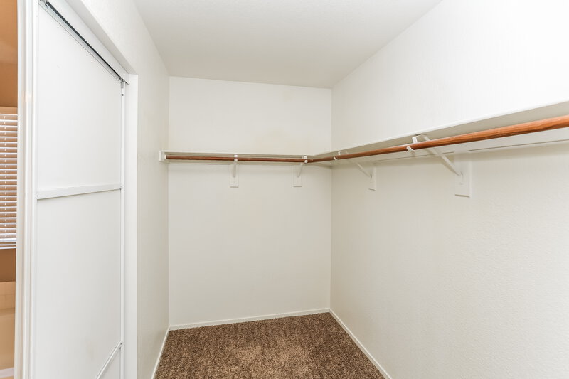 1,950/Mo, 7232 Pinon Crest Ct Las Vegas, NV 89131 Walk In Closet View
