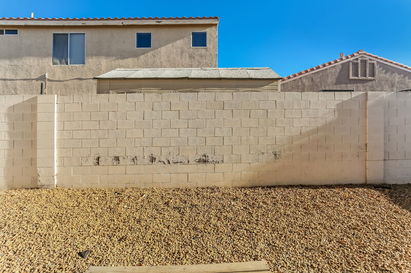 1,950/Mo, 7232 Pinon Crest Ct Las Vegas, NV 89131 Rear View