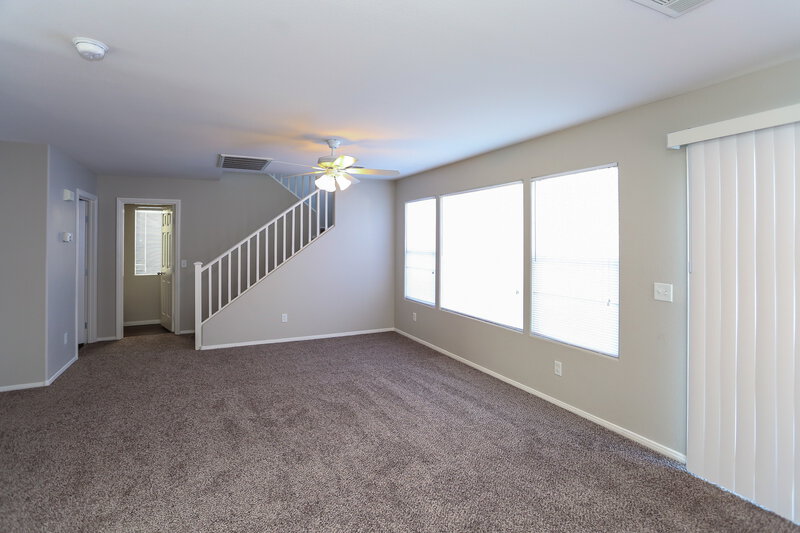1,660/Mo, 8636 Pitch Fork Ave Las Vegas, NV 89143 Living Area View 2