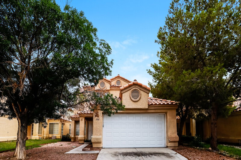 2,195/Mo, 1932 Monte Alban Dr North Las Vegas, NV 89031 External View