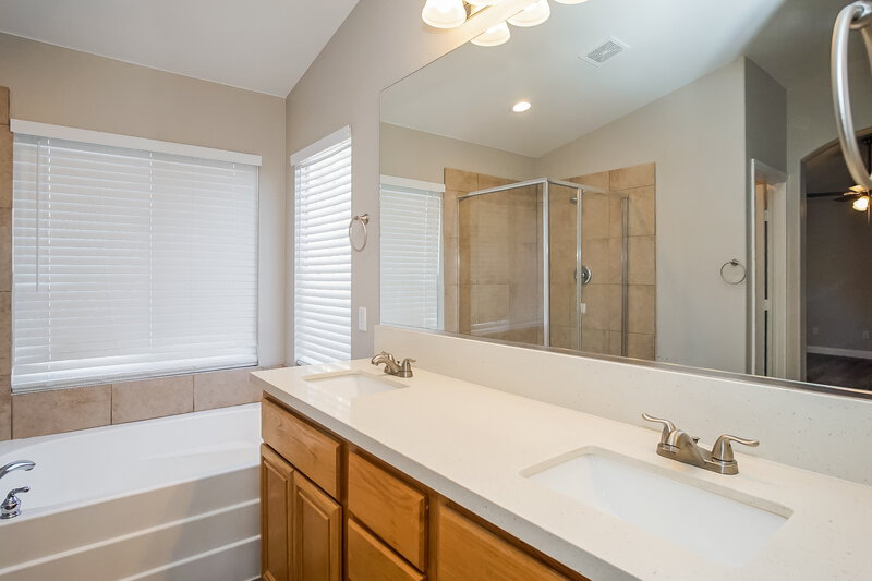 2,275/Mo, 8185 Flanders Terrace Dr Las Vegas, NV 89123 Main Bathroom View