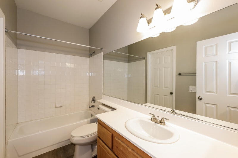 2,655/Mo, 8185 Flanders Terrace Dr Las Vegas, NV 89123 Bathroom View