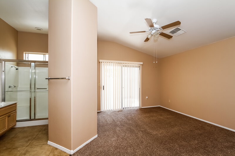 2,780/Mo, 5205 Velazco Ln Las Vegas, NV 89130 Master Bedroom View 3