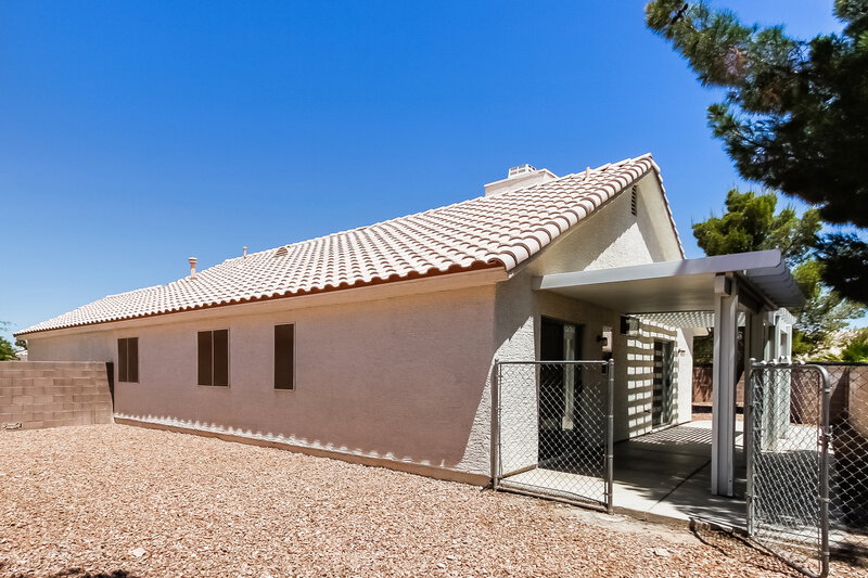 2,780/Mo, 5205 Velazco Ln Las Vegas, NV 89130 Rear View