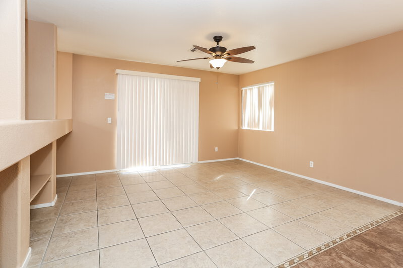 1,790/Mo, 4530 Calico Cliff Ct North Las Vegas, NV 89031 Family Room View