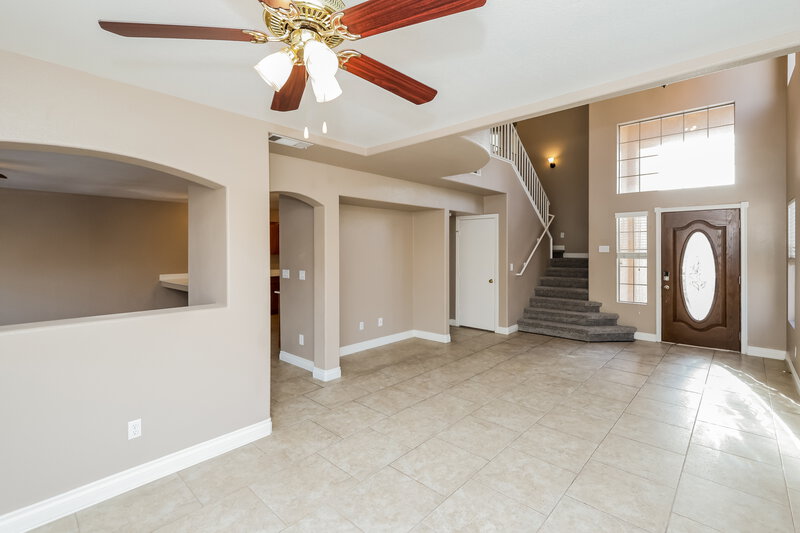 2,315/Mo, 4643 Cliff Breeze Dr North Las Vegas, NV 89081 Living Room View