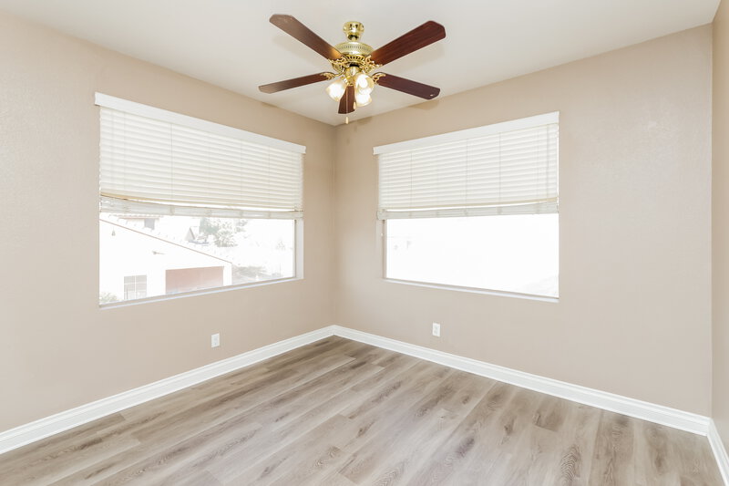2,315/Mo, 4643 Cliff Breeze Dr North Las Vegas, NV 89081 Bedroom View