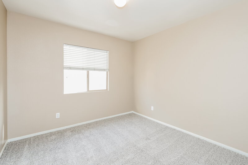 2,315/Mo, 4643 Cliff Breeze Dr North Las Vegas, NV 89081 Bedroom View 4