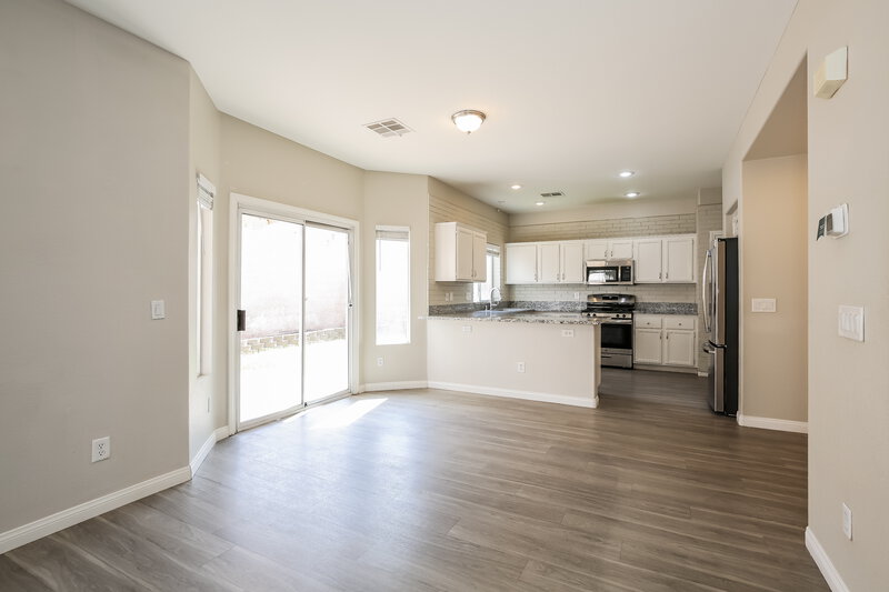 2,090/Mo, 10405 Turning Leaf Ave Las Vegas, NV 89129 Family Room View 2