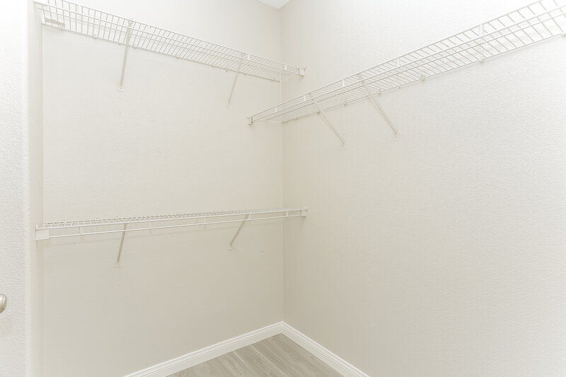 2,090/Mo, 10405 Turning Leaf Ave Las Vegas, NV 89129 Walk In Closet View