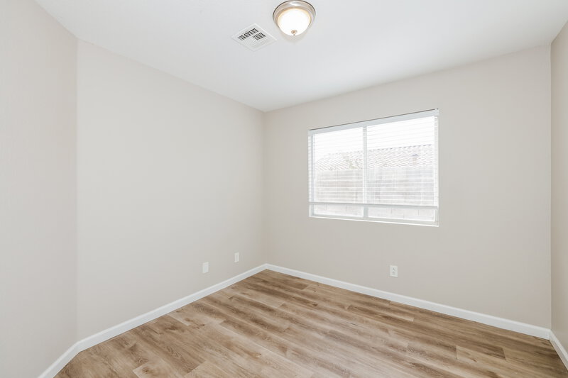 2,465/Mo, 5025 Vista del Rancho Way North Las Vegas, NV 89031 Bedroom View 2