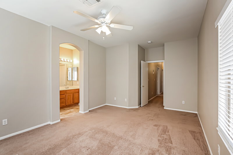 1,875/Mo, 1011 Rocky Stone Ave North Las Vegas, NV 89081 Main Bedroom View 2