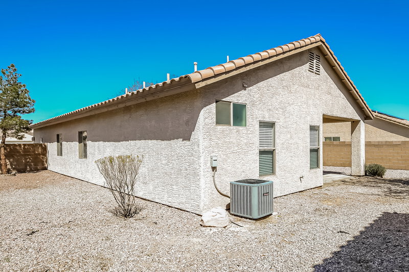 1,875/Mo, 1011 Rocky Stone Ave North Las Vegas, NV 89081 Rear View 2