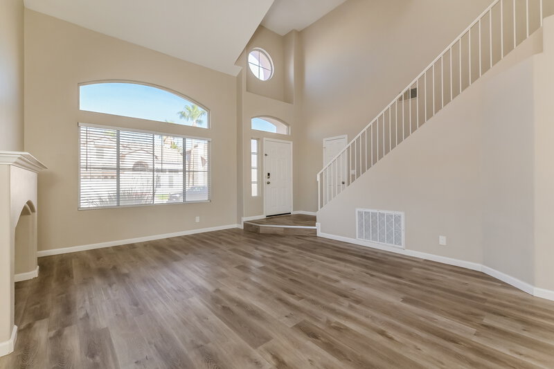 2,175/Mo, 271 Bluefield Ln Henderson, NV 89074 Living Room View 2