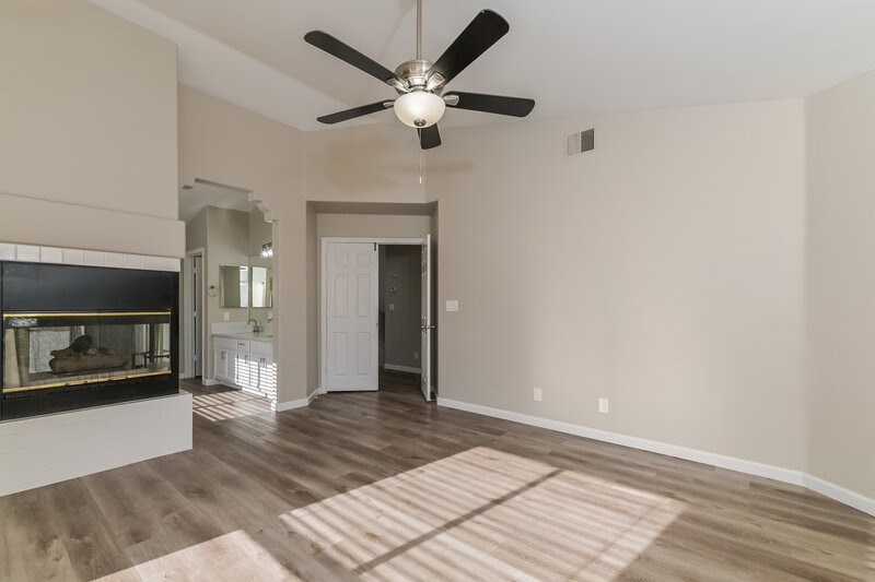 2,175/Mo, 271 Bluefield Ln Henderson, NV 89074 Main Bedroom View 2