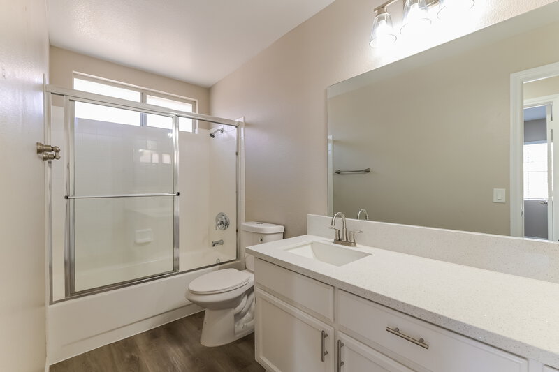 2,175/Mo, 271 Bluefield Ln Henderson, NV 89074 Bathroom View