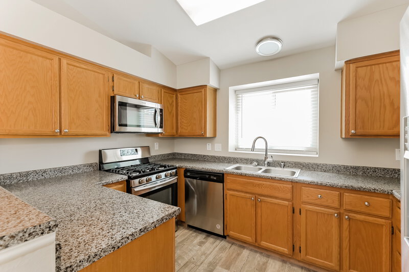 1,995/Mo, 949 Chaps Cir Henderson, NV 89002 Kitchen View