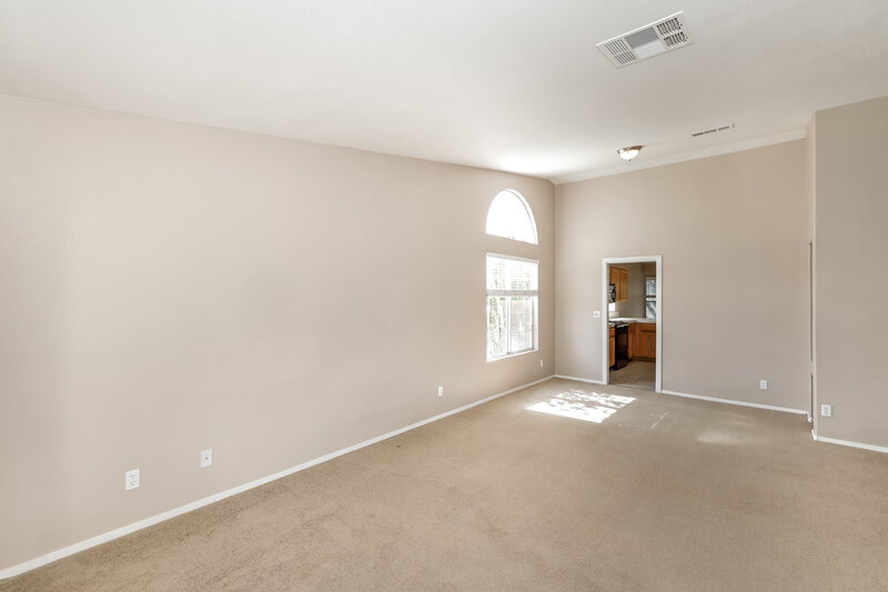 2,290/Mo, 6409 Rancho Santa Fe Dr Las Vegas, NV 89130 Living Room View