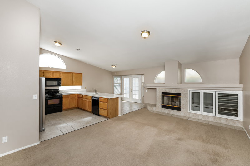 2,290/Mo, 6409 Rancho Santa Fe Dr Las Vegas, NV 89130 Family Room View