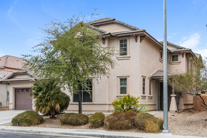 3,950/Mo, 5638 Mammoth Mountain St North Las Vegas, NV 89081 Front View
