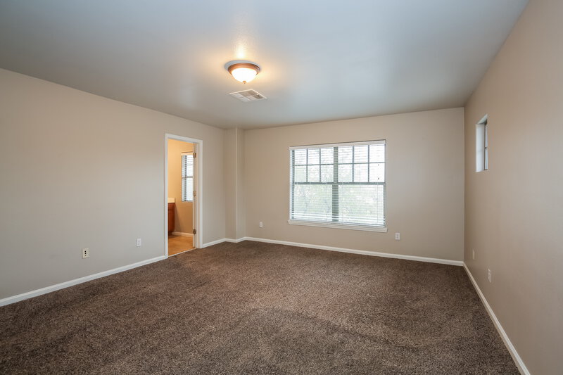 3,950/Mo, 5638 Mammoth Mountain St North Las Vegas, NV 89081 Bedroom View