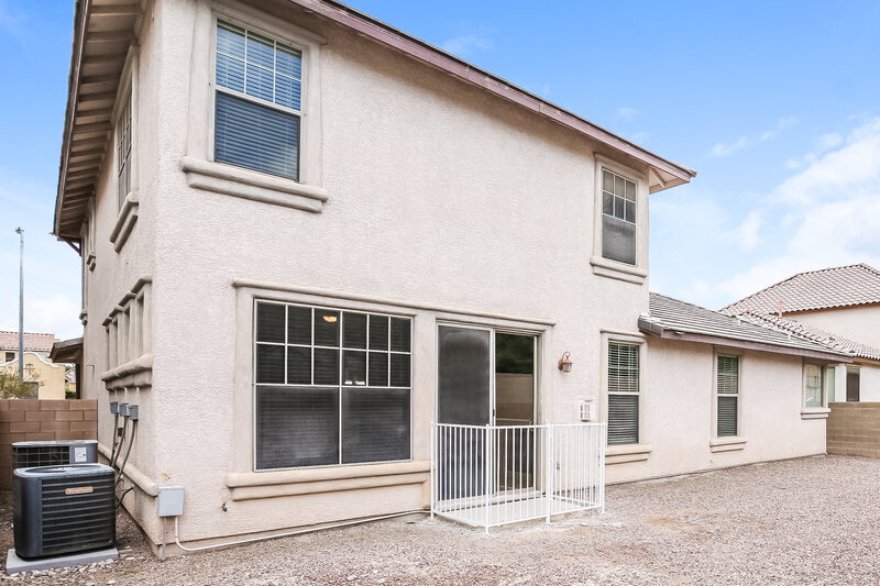 3,950/Mo, 5638 Mammoth Mountain St North Las Vegas, NV 89081 Rear View
