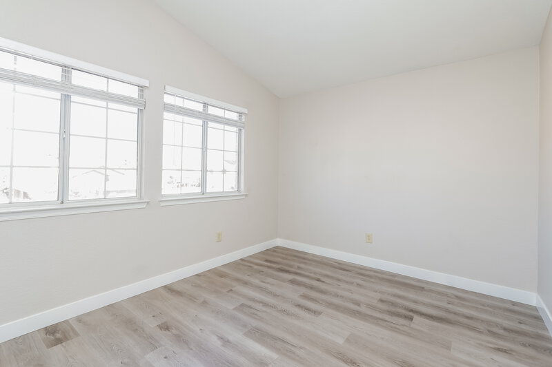 2,525/Mo, 1517 Los Alamos Dr North Las Vegas, NV 89031 Bedroom View