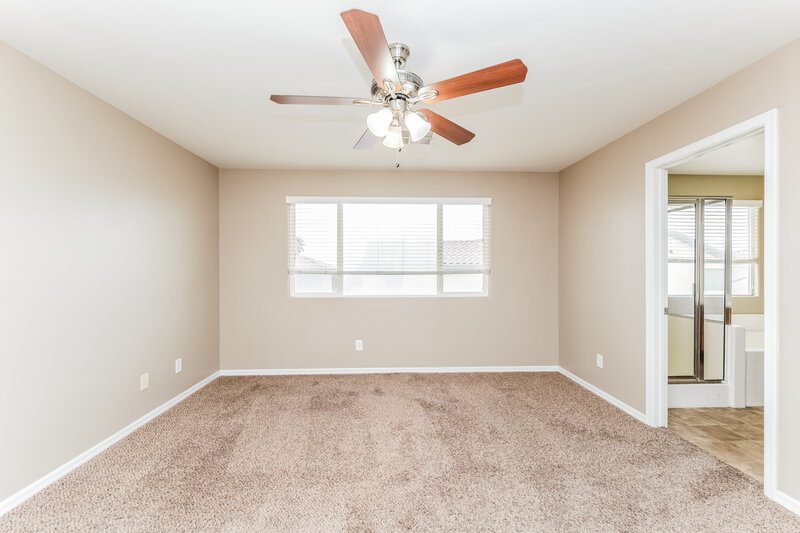 1,795/Mo, 7101 River Meadows Ave Las Vegas, NV 89131 Main Bedroom View