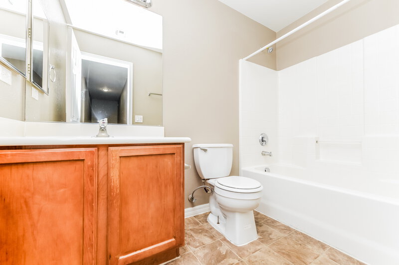 1,795/Mo, 7101 River Meadows Ave Las Vegas, NV 89131 Bathroom View