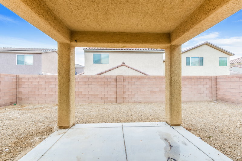 1,795/Mo, 7101 River Meadows Ave Las Vegas, NV 89131 Rear View