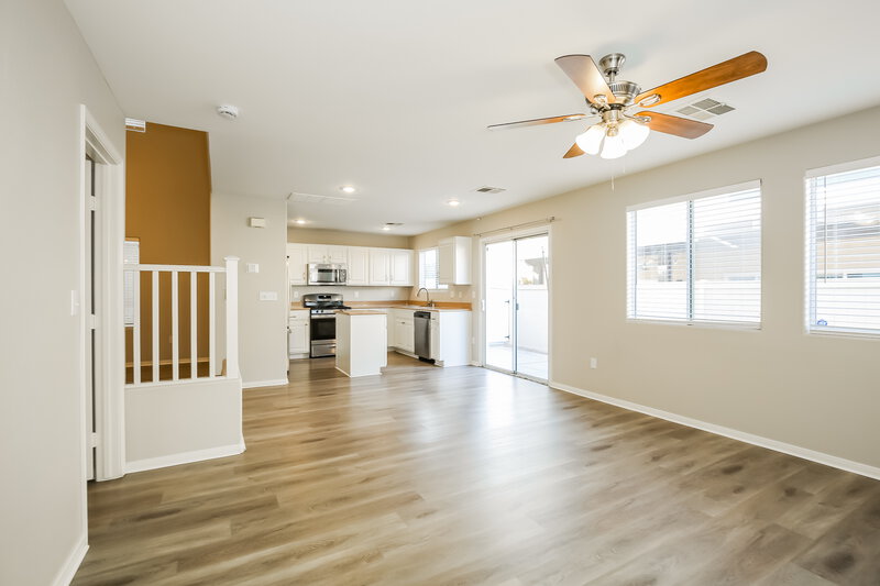 2,785/Mo, 5048 Dodge Ridge Ave Las Vegas, NV 89139 Living Room View 2