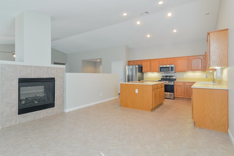 2,105/Mo, 1081 Royal Valley St Henderson, NV 89002 Dining Room View