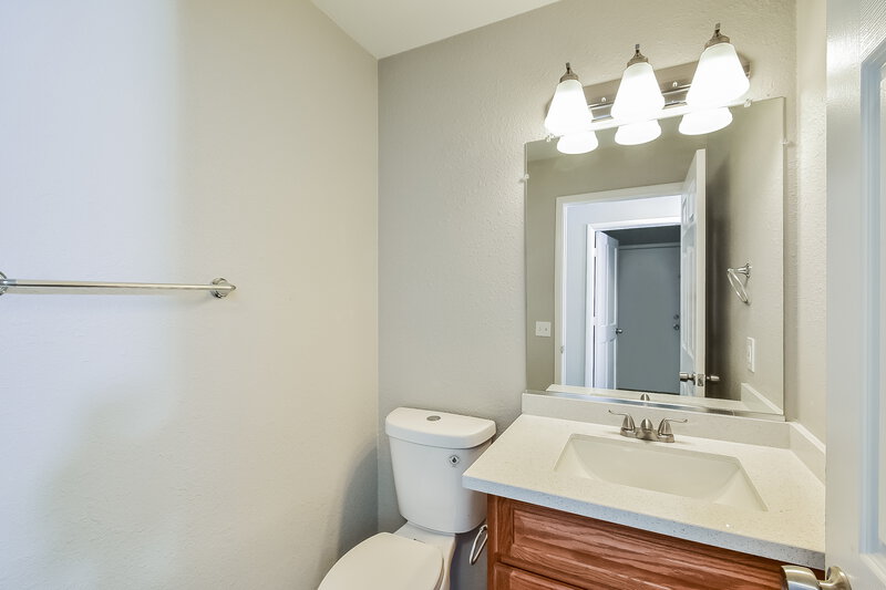 2,195/Mo, 7244 Grand Palace Ave Las Vegas, NV 89130 Bathroom View