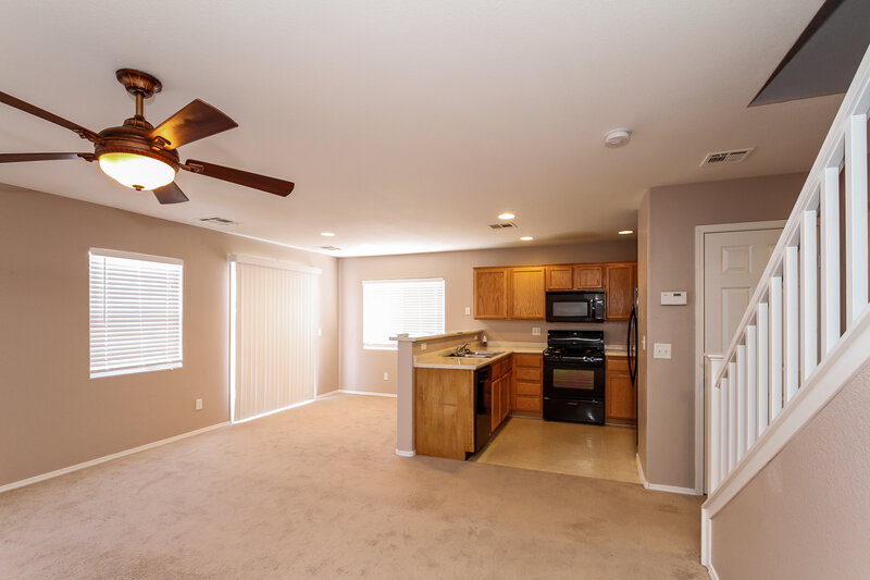 1,730/Mo, 10524 Pena Blanca Ct Las Vegas, NV 89183 Living Room View