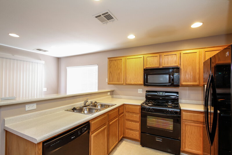 1,730/Mo, 10524 Pena Blanca Ct Las Vegas, NV 89183 Kitchen View