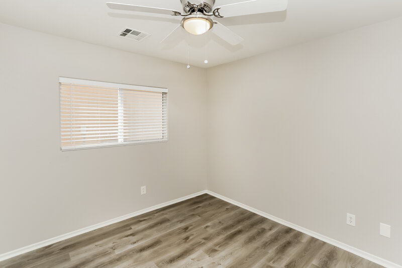 2,275/Mo, 3966 Mesa Peak Ct Las Vegas, NV 89129 Bedroom View 3