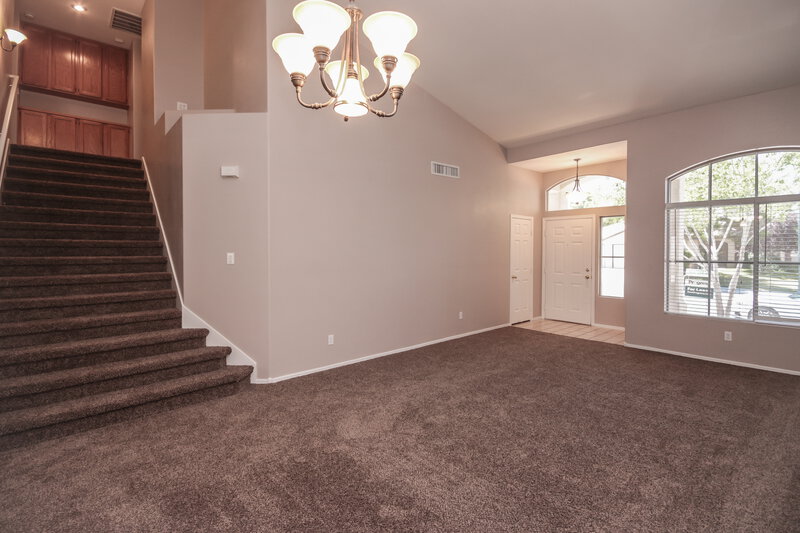 2,555/Mo, 2108 Maple Springs St Henderson, NV 89002 diningarea View